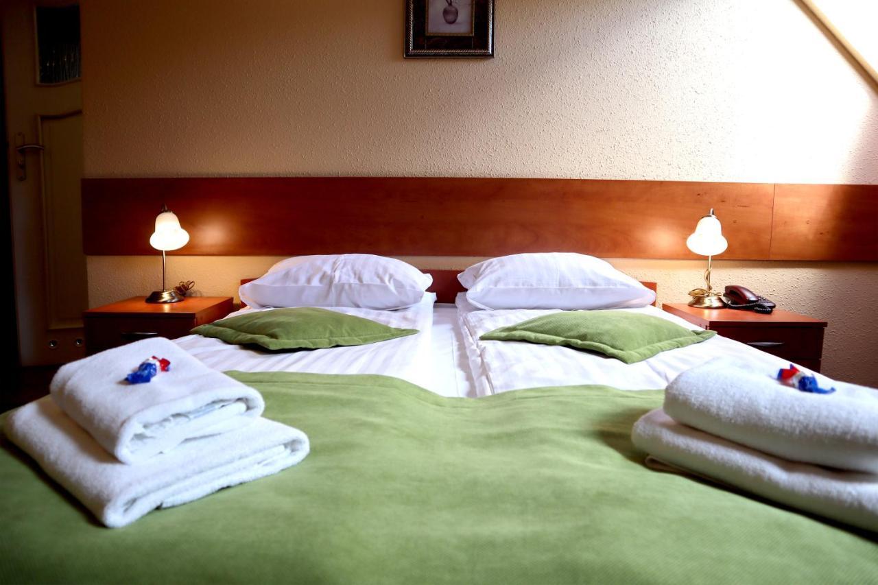 Motel Arkadia Košalín Exteriér fotografie